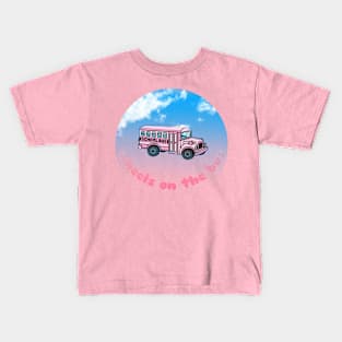 Wheels on the bus Kids T-Shirt